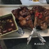 大概6:30左右，还有一些位置，旁边的太二已经在排队了