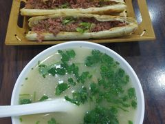 -小胡驴肉火烧 砂锅米线(义和庄店)