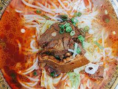 红烧牛肉米线-老陶包子铺(南大西南村店)