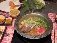 -牛YO寿喜烧·铁板烧和牛火锅自助(市府恒隆店)