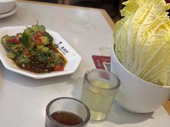 -鲁员外地锅鸡地锅鱼(古墩路店)