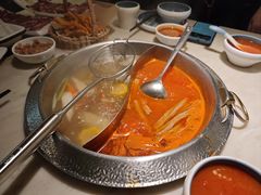 -左庭右院鲜牛肉火锅(浦江欢乐颂店)