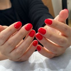 -猪猪女孩日式美睫美甲