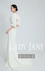 -Lady  Jane高端婚纱礼服馆