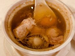 青榄炖鲍鱼仔-香港新发烧腊茶餐厅(万象店)