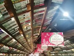 -钟书阁(珍园店)
