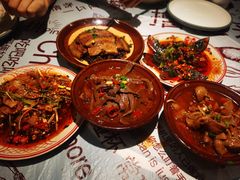 -耙吉吉川味小酒馆(本地人回头店)