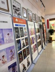 -米兰贝贝·高端儿童摄影旗舰店
