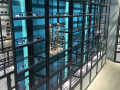 -Trend1881视光·蔡司视觉(领展广场店)