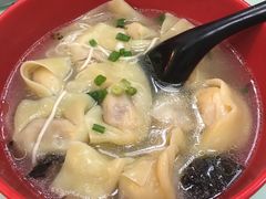 咸蛋黄馄饨-食惠里小笼包面馆(越秀店)