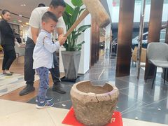 -宁波宝信宝马4S店(江北日湖店)