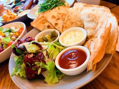 鸭肉饼配色拉-Money Shops(愚园路店)