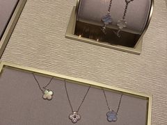 -梵克雅宝(国贸商城店)