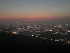 -紫金山山顶公园