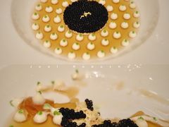 鱼子酱蟹肉冻-LA TABLE de Joël Robuchon Restaurant