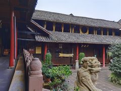 -峨眉山报国寺
