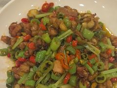 -鑫巴蜀小镇 · 水煮鱼专研店(玉桥店)