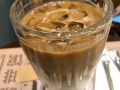 冰拿铁咖啡-东海咖啡馆