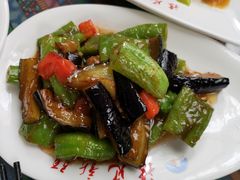 -阿拉轩豫见新疆主题餐厅