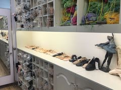 -上海路易十四芭蕾良品舞蹈用品店(美丽华商务中心店)