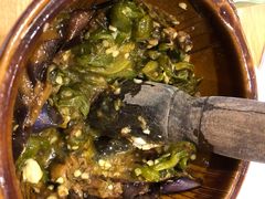 皮蛋青椒擂茄子-费大厨辣椒炒肉(万家丽一店)