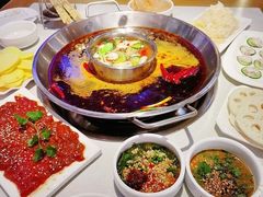 -百口川老火锅(西科大新区店)