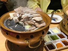 蒙料一八手把肉-蒙料·手把肉(望京店)