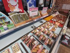 -永旺黄岛购物中心