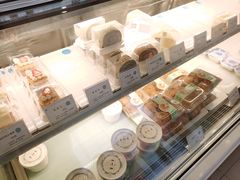 零售区-左拉主义(长江路店)