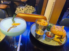 蘑菇味狠浓牛肉汉堡-bluefrog蓝蛙(皇庭广场店)