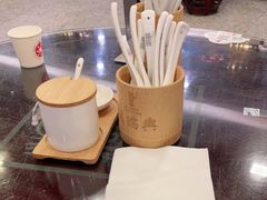 -鸿瑞興面馆(梅岭店)