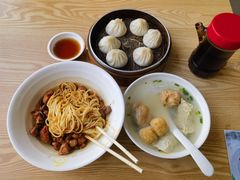 -珊珊小笼馆(仙霞路店)