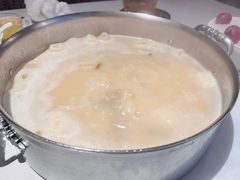 招牌松茸清汤底-洋房火锅(新天地店)