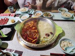 -麻辣英雄重庆火锅(二城广场店)