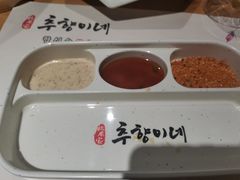 -秋香家韩式炭火烤肉(磐石路店)