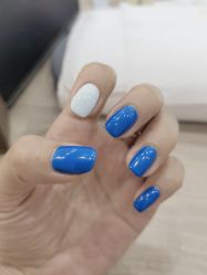 -进巍美甲美睫店