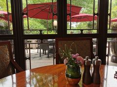 靠窗位-杭州西子湖四季酒店-WL BISTRO西湖餐厅(灵隐路店)