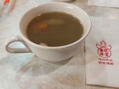 南北杏冬瓜紅蘿蔔煲豬骨湯-金记冰室(霎东街店)