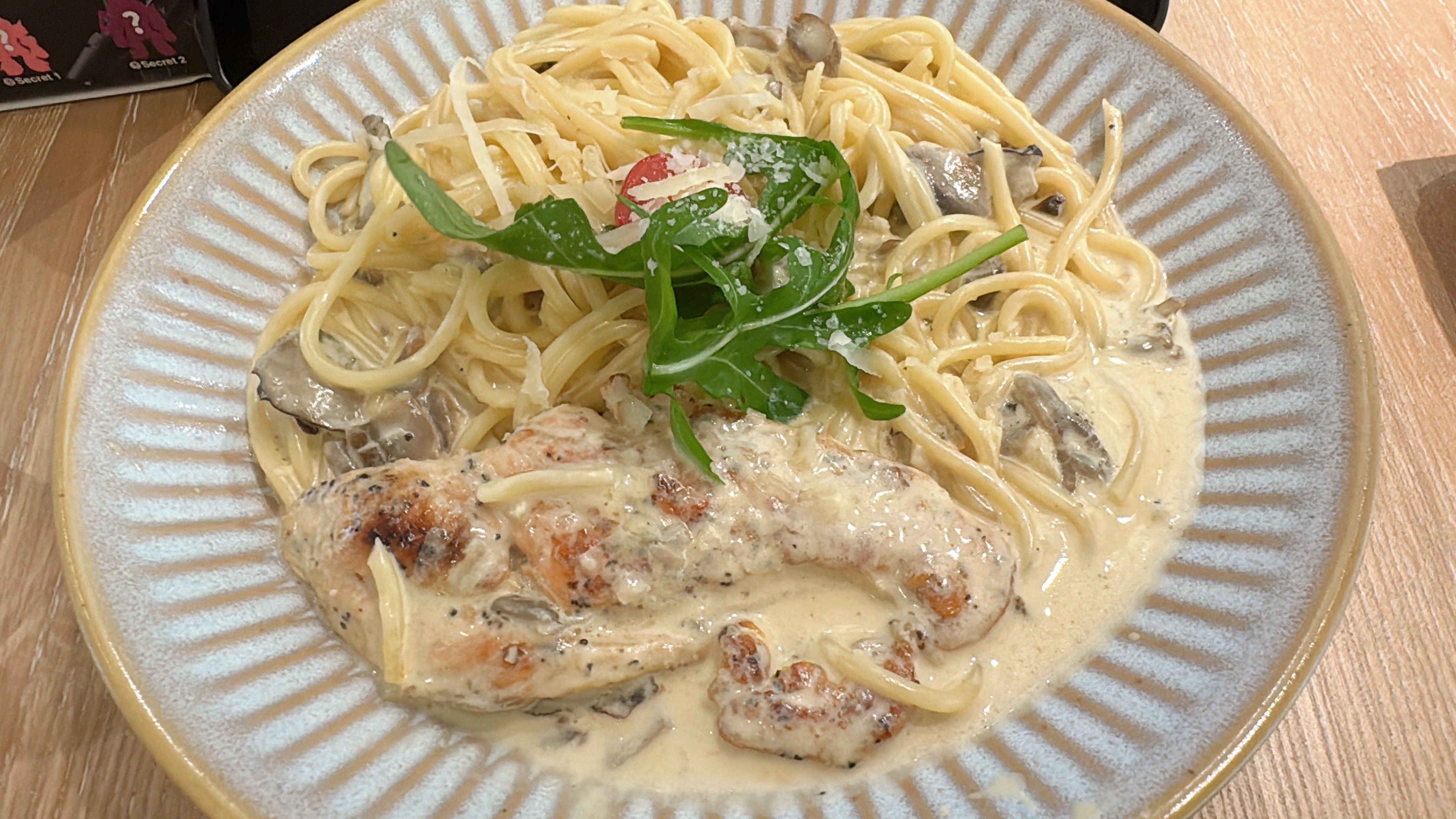 推荐这碗奶油蘑菇鸡肉意大利面 好吃 97