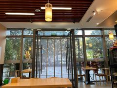 -百年港湾奥特莱斯(香炉礁店)