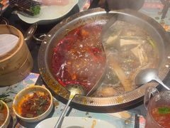 -廖掌柜·重庆鲜货火锅(上海首店)