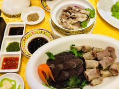 精品血肉肠拼盘-德乐海蒙餐