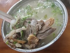 -宝羊老白家包子铺