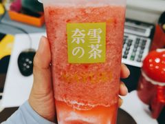 -奈雪的茶(百盛店)