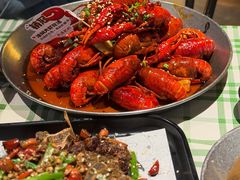 -巴厘龙虾·榜首油焖大虾(音乐学院·沿江酒馆店)