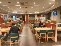 大堂-小六汤包砂煲菜(文景路店)