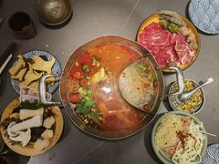 -楠小云·云南鲜菌·鲜牛自助火锅(九眼桥店)