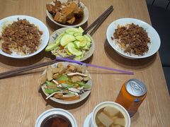 -红猪卤肉饭(大西洋美食城店)