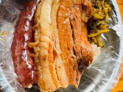 -梁阿婆廿年老牌扣肉糯米饭