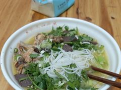 -文山荷鲜居(翠湖店)